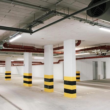 Apartament Black-Niska Z Garazem Podziemnym Кельце Экстерьер фото