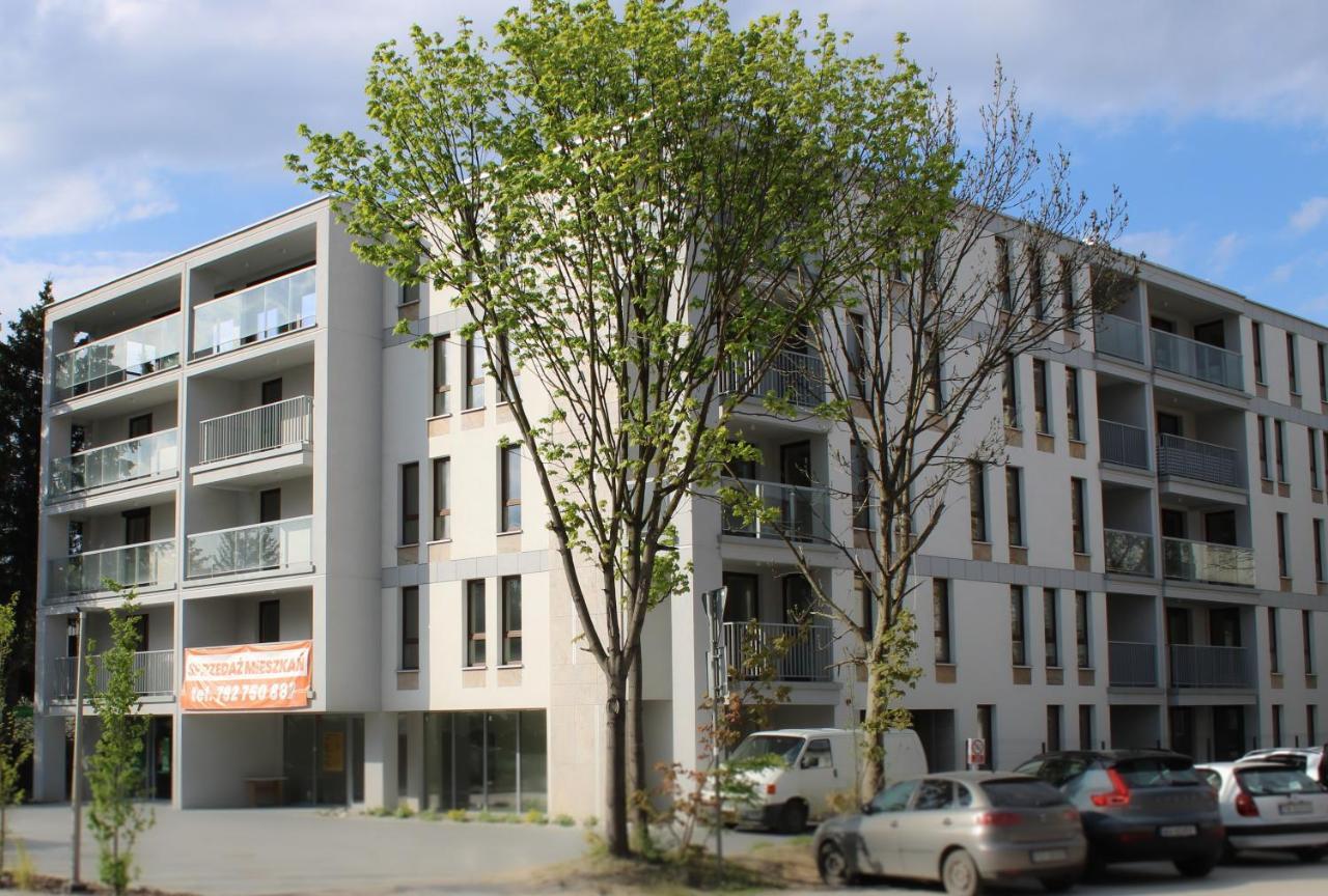 Apartament Black-Niska Z Garazem Podziemnym Кельце Экстерьер фото